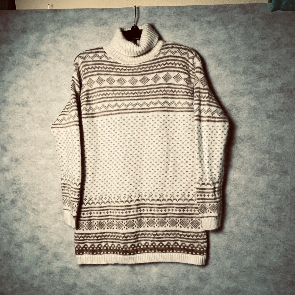 Embassy Row Petites Fair Isle Turtleneck Sweater Beige Brown Cozy Knit Warm - Picture 2 of 7